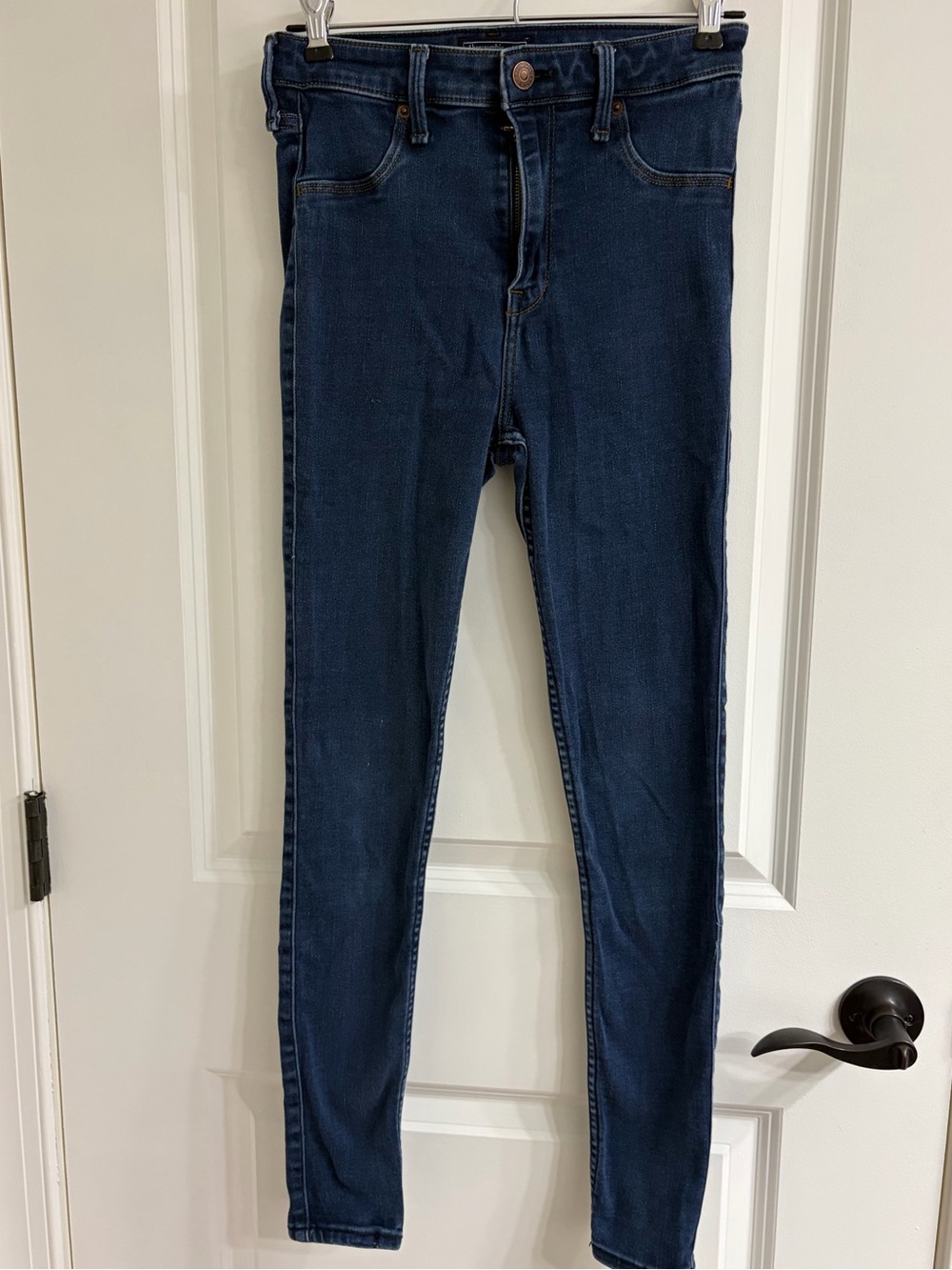 Abercrombie High Rise Skinny Jeans 4/27
